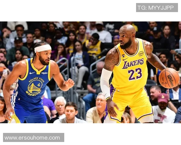 詹姆斯20+10 湖人战胜勇士